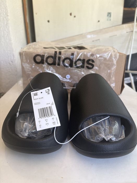 Adidas Yeezy Slides