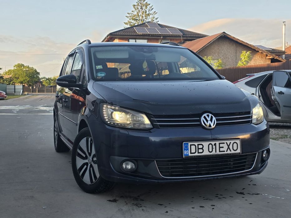 Vw Touran 1.6 tdi automat unic proprietar stare ireproșabilă.acte la zi fiscal pe loc