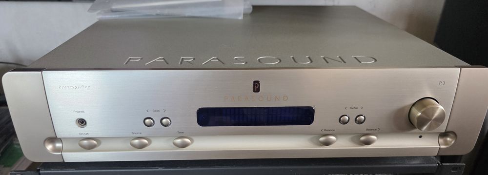 Parasound  P3  - HiFi  предусилвател