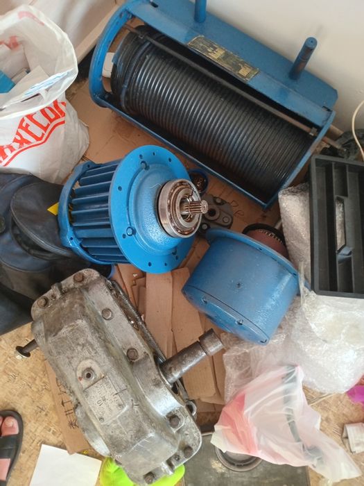 Продам редуктора