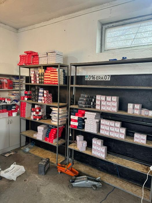 Продам витрины недорого