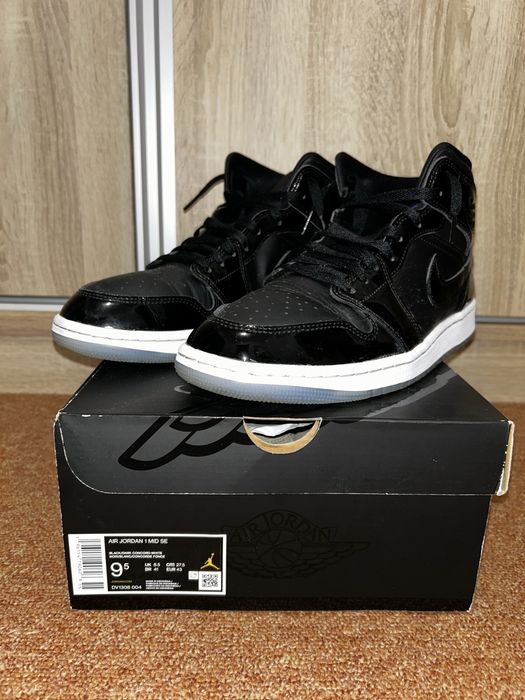 Air Jordan 1 MID SE "Space Jam"