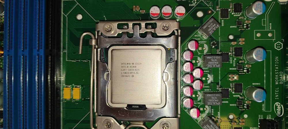 Placa Intel + Xeon E5530