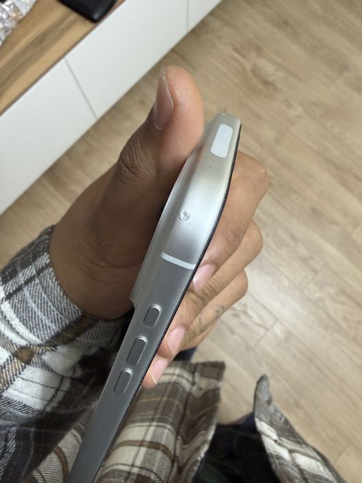 iPhone 17 pro max 256 Silver E-Sim