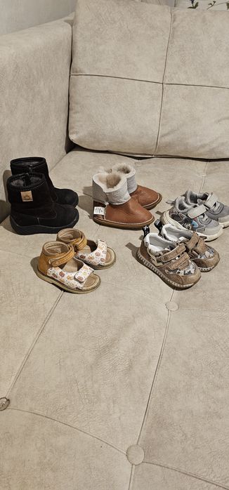 Детская обувь для мальчика или девочки