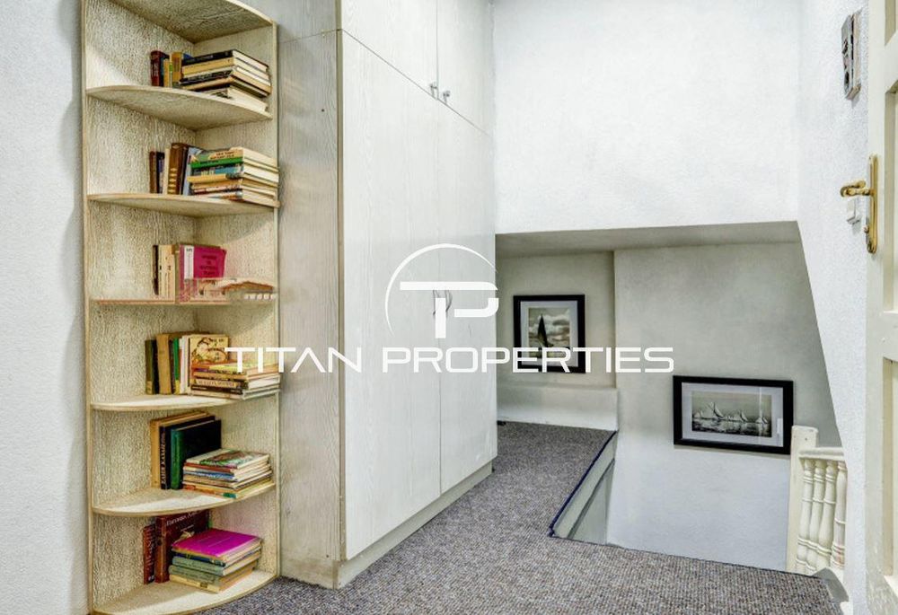 Дава се под наем Едностаен апартамент в Варна, Център - 30 кв.м за 400 € - Снимка #3