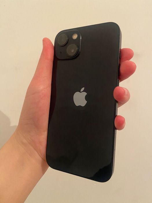 Iphone 13. Не вскрывался. С коробкой.