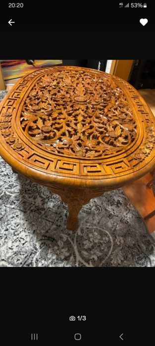 Canapea si masuta de sufragerie