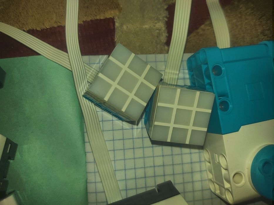 Вещи LEGO SPIKE 14шт