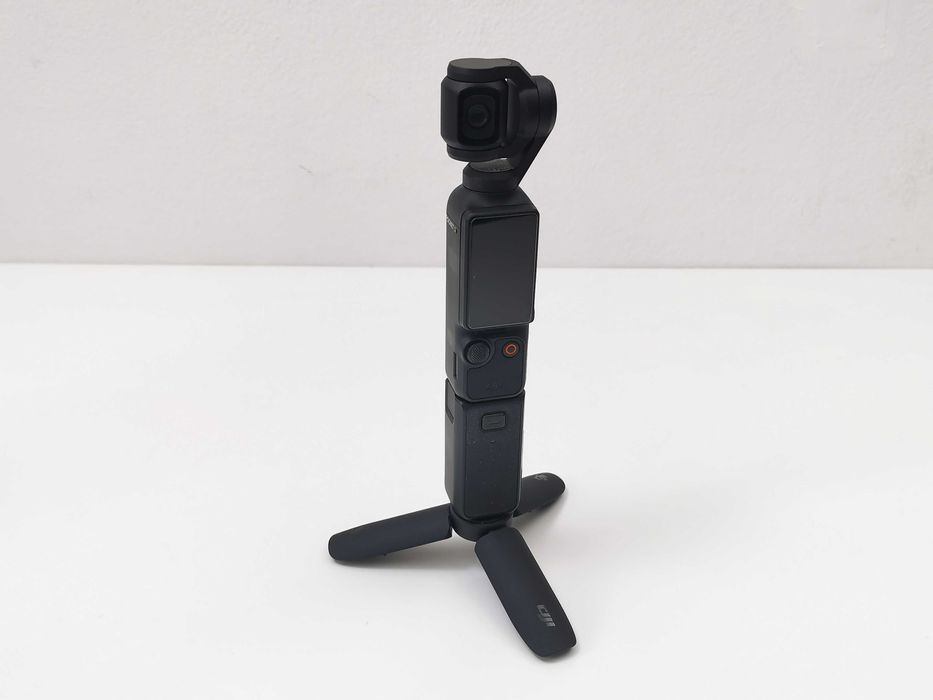 DJI Osmo Pocket 3 Creator combo видео камера за Vlog / Reels / Shorts