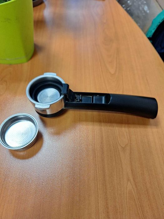 Кафемашина еспресо Delonghi