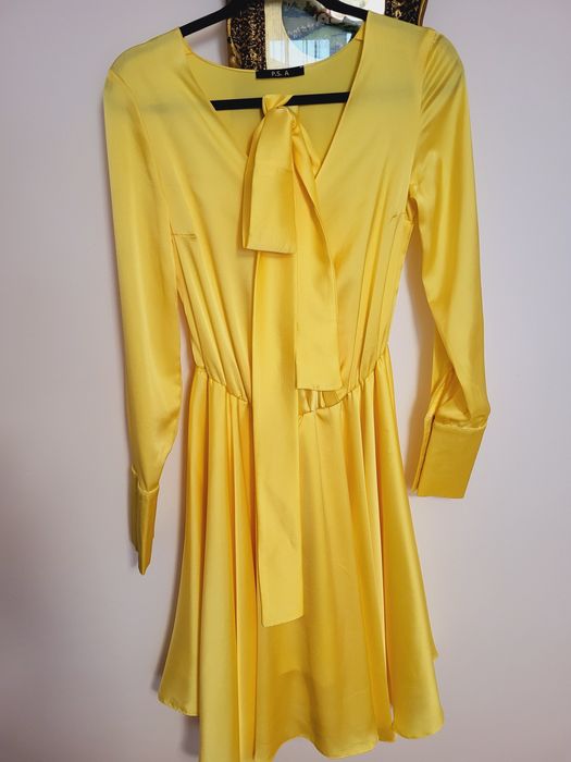 Rochie elegantă din mătase