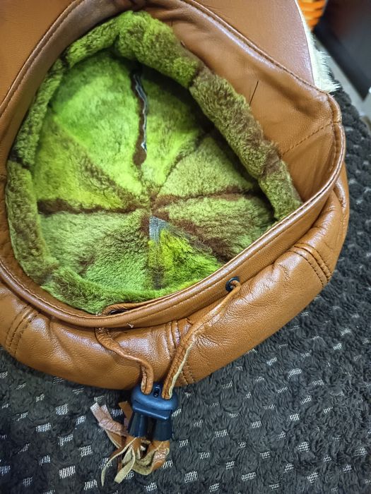 Елегантно дамско кепе от естествена телешка кожа