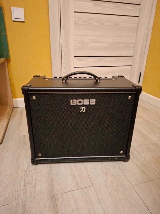 Цифровой усилитель звука Boss Katana KTN-50 на 50 ватт