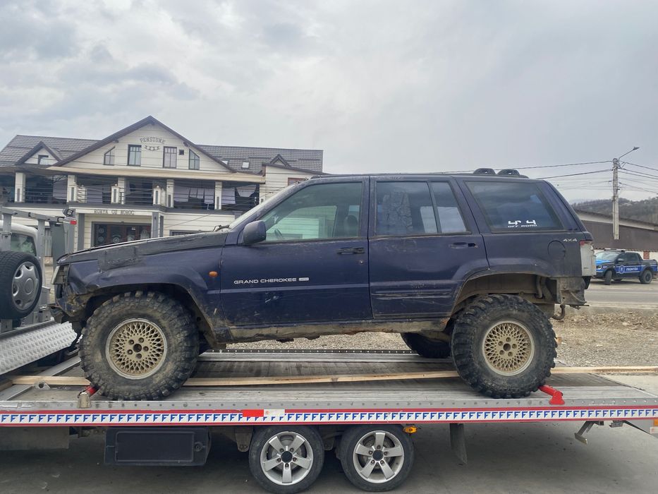 Dezmembrez jeep grand cherokee