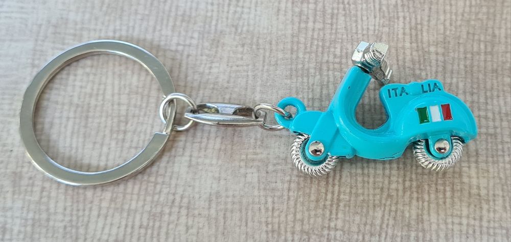 Breloc Scuter Vespa Roma