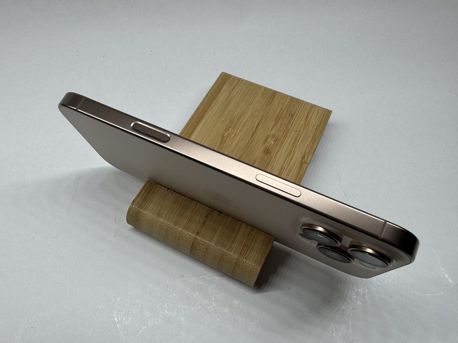 Apple iPhone 16 PRO MAX 256Gb Desert titanium 97% battery