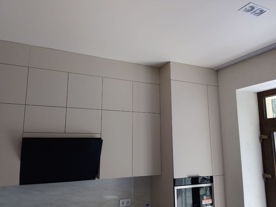 Кухонная Мебель под заказ