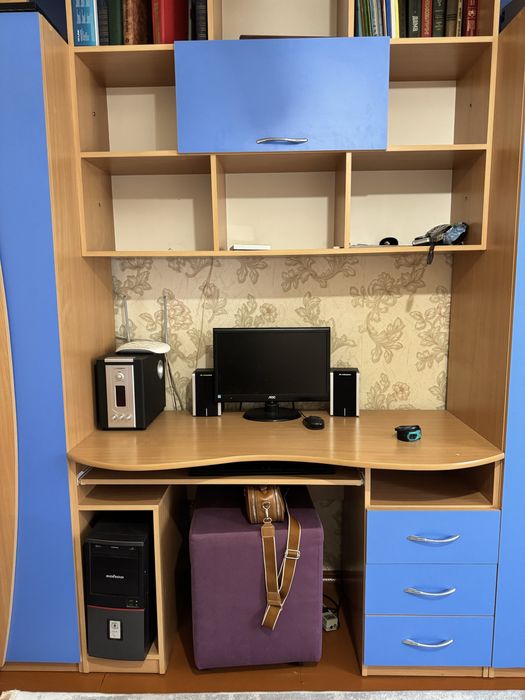 Шкаф в детскую комнату