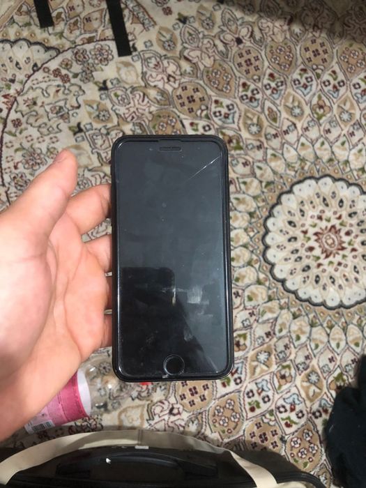 Iphone SE 2020 сатылады