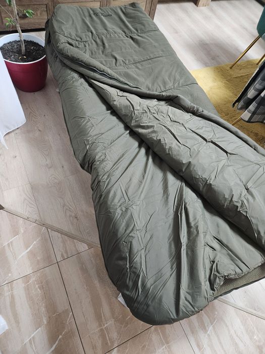 Vând Pat Pescuit cu Sac de dormit