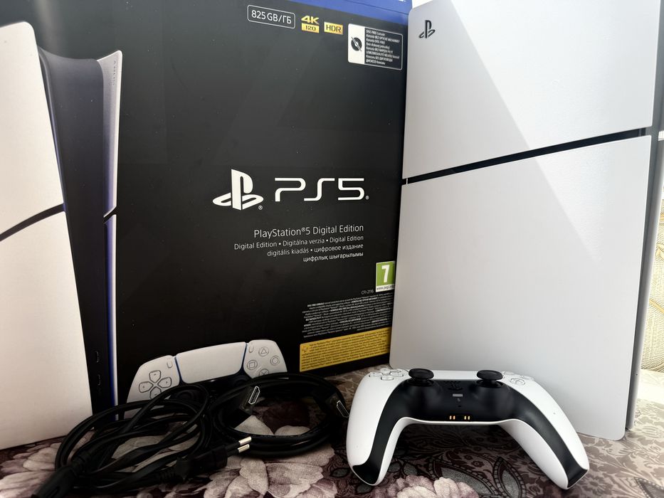 PS5 Digital Slim