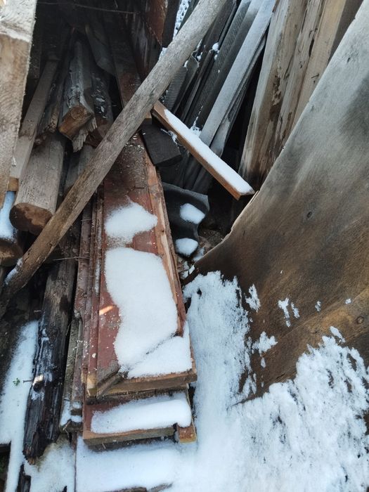 Доски, лаги деревянные