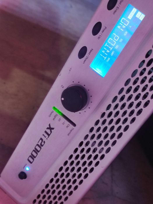 Amplificator Crown XTI 2000 cu DSP