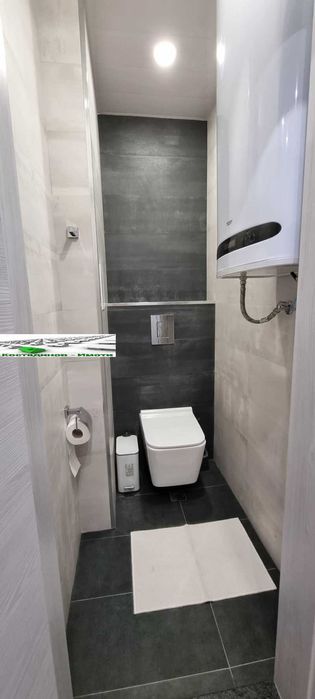 Дава се под наем Тристаен апартамент в Пловдив, Съдийски - 110 кв.м за 867 € - Снимка #12