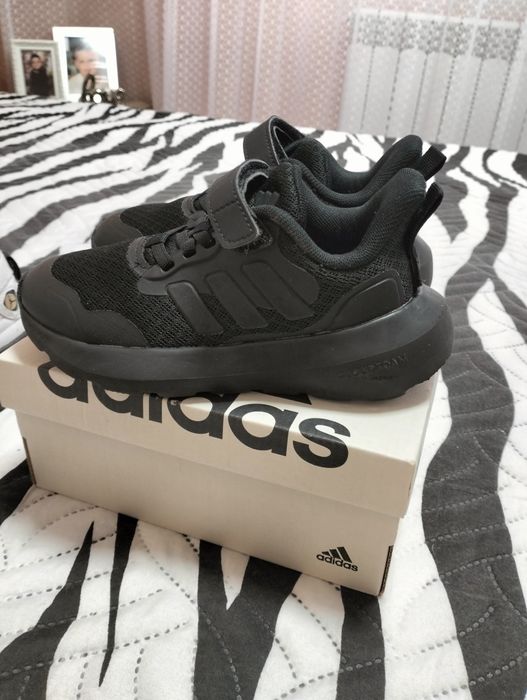 Adidași copii adidas