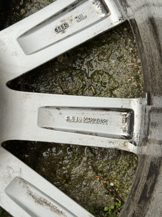 Jante originale Audi A7 –R19 8.5J ET32 + anvelope 255/40/19