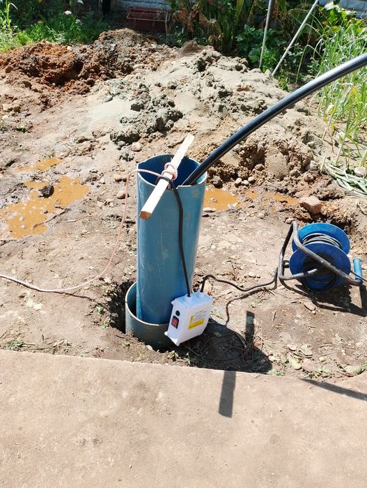 Foraje puțuri,Denisipari,Prelungire fantâni,piloni de susținere