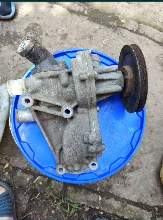 Водна помпа за Ауди В4