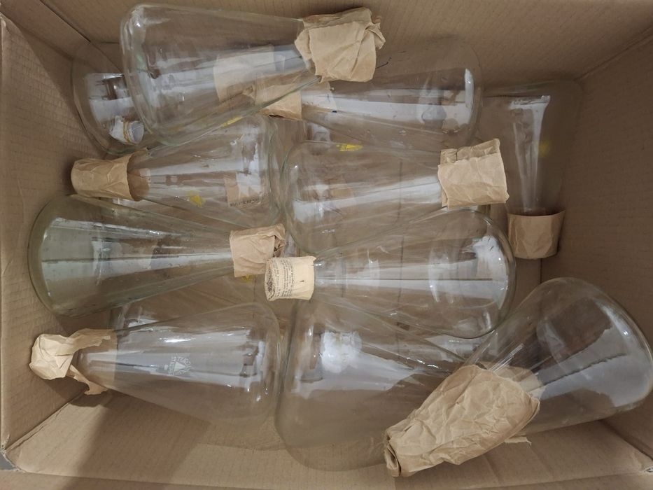 Vase  laborator,  pahar Erlenmeyer ,balon distilare