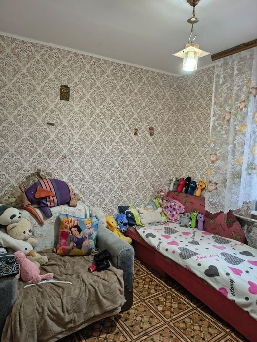 Продам 4х комнатную квартиру