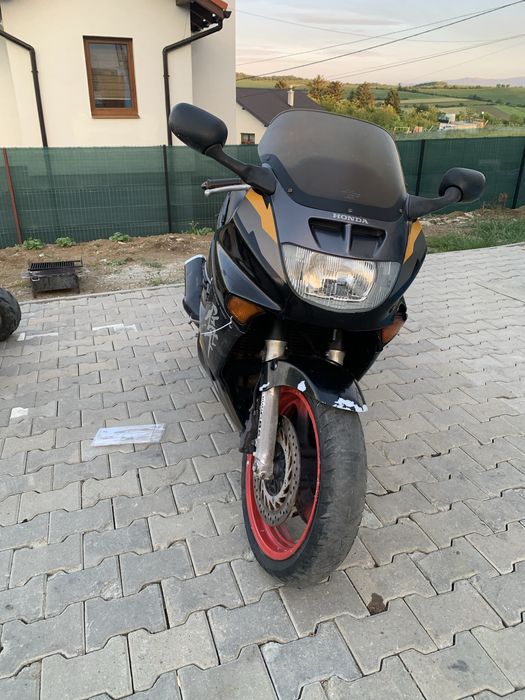 CBR 1000f sc24 dualCBS
