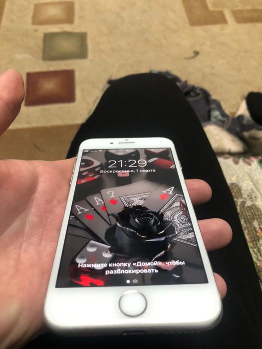 Aйфон 7 сатылады отличном состояние