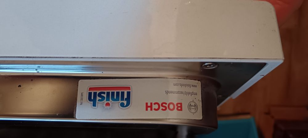 Vând mașină de spălat vase BOSCH