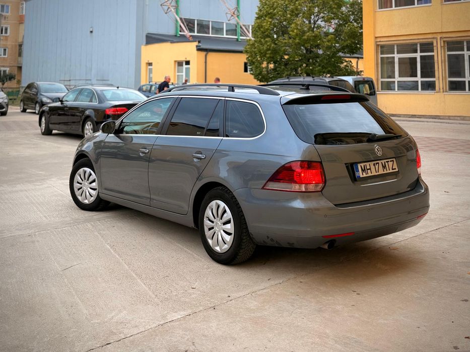 Volkswagen Golf VI