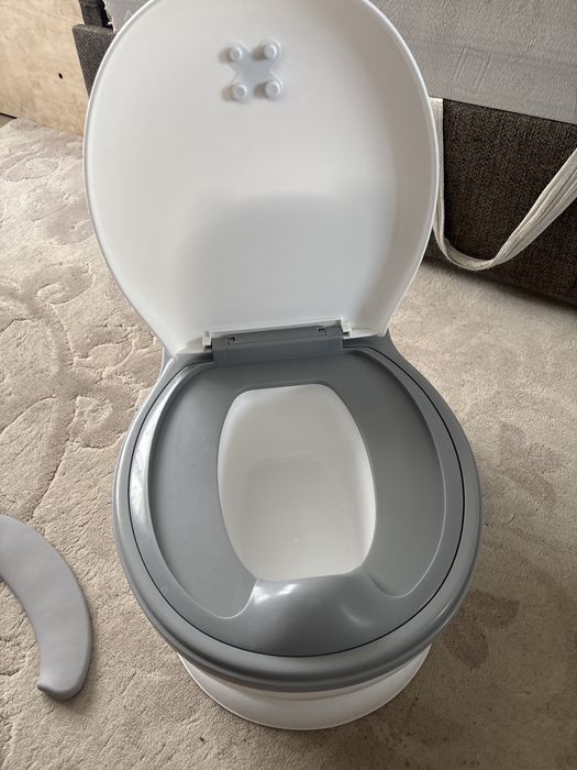 Детский горшок /унитаз