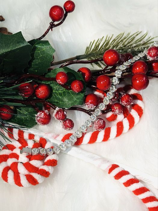 Bratara din argint cu pietre