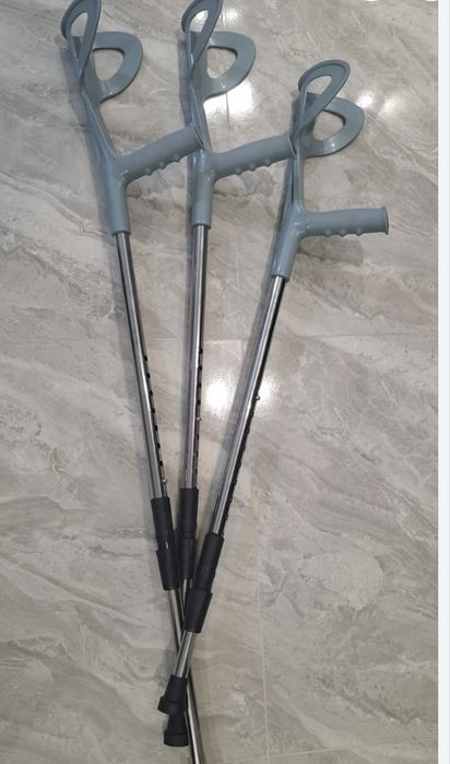 Продам трость (под локоть)