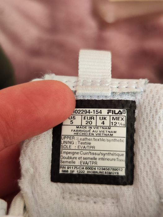 Бебешки /Детски маратонки Fila