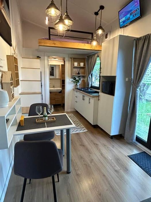 Casa de gradina, mobila, turistică