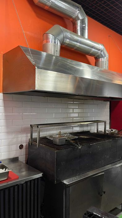 Вытяжные зонты для профессиональных кухонь | Производство