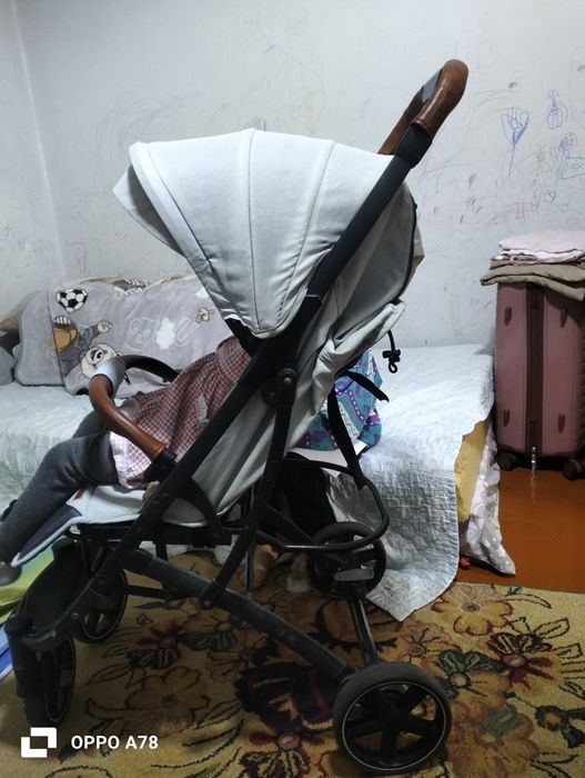 Коляска  за 8000