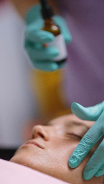 Servicii de cosmetică premium la domiciliu