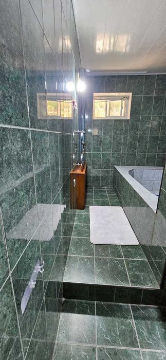 аренда 3х комнатной кв за Буз Базаром метро Горького