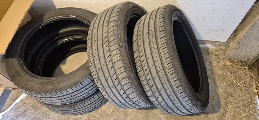 Летни гуми Superia 235/50/19