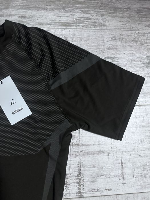 Tricou compresat gymshark Onyx V5